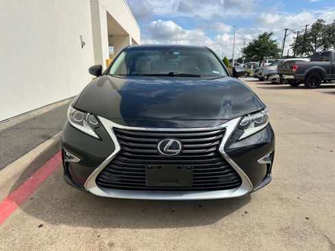 Used 2017 Lexus ES 350 FWD image 2