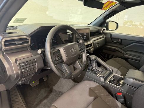 Used 2026 Toyota Tacoma SR5 AWD/4WD image 30