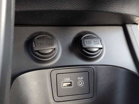 Used 2017 Hyundai Santa Fe Sport image 31