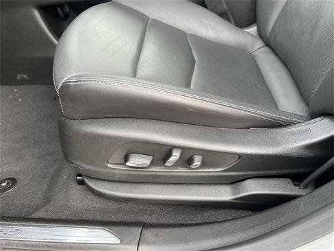 Certified 2025 Cadillac XT5 Premium Luxury image 14