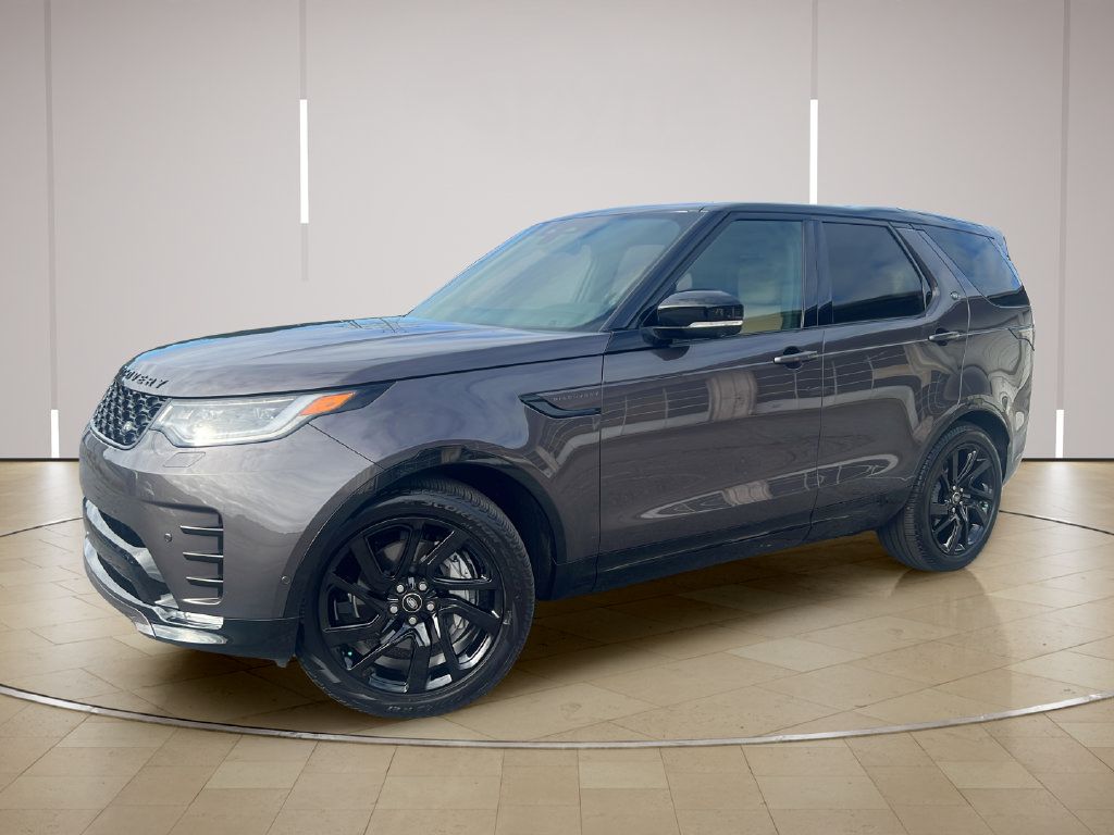 Used 2025 Land Rover Discovery Dynamic SE AWD/4WD image 1