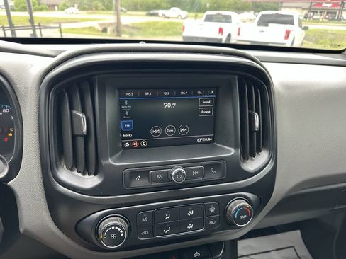 Used 2019 Chevrolet Colorado W/T RWD image 13