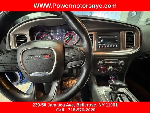 Used 2022 Dodge Charger SXT RWD image 24