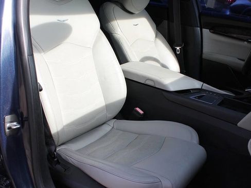 Used 2016 Cadillac CT6 Luxury image 24