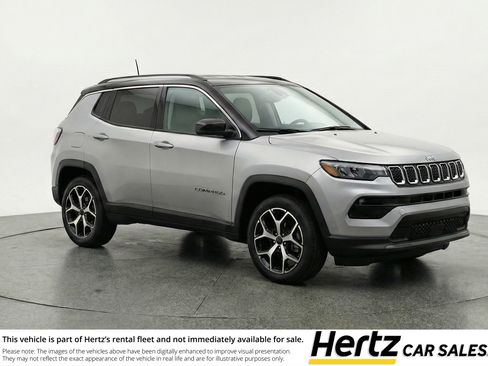 Used 2025 Jeep Compass Limited image 1