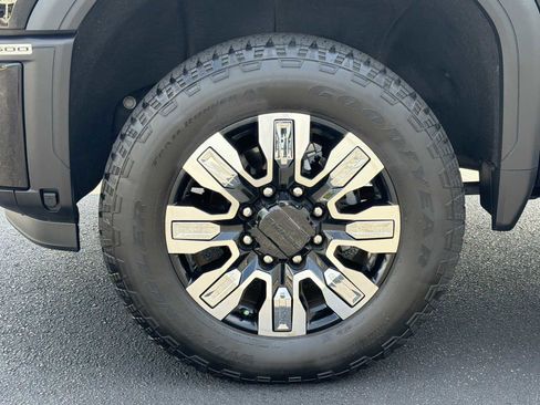 Used 2025 GMC Sierra 2500 Denali w/ Denali Reserve Package AWD/4WD image 38