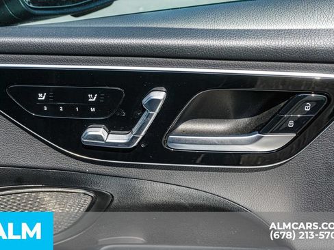 Used 2025 Mercedes-Benz C 300 Sedan image 56