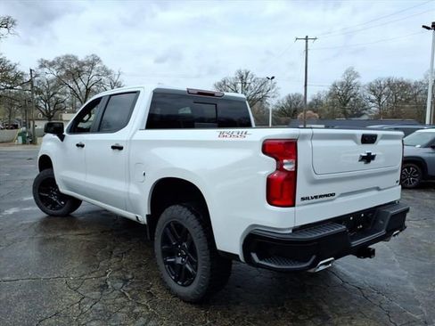 Used 2025 Chevrolet Silverado 1500 LT Trail Boss w/ Convenience Package II AWD/4WD image 10