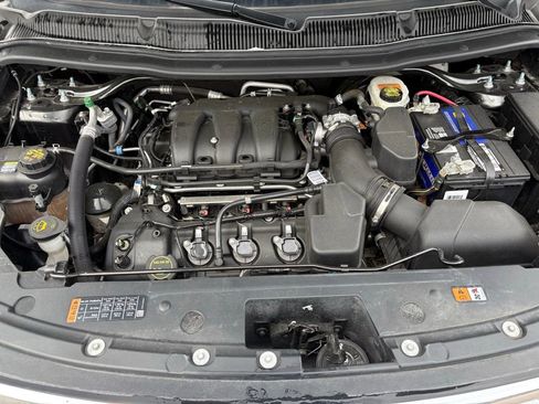 Used 2019 Ford Explorer XLT FWD image 24