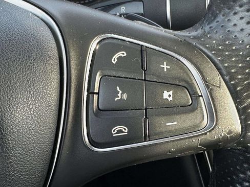 Used 2015 Mercedes-Benz C 300 C 300 4MATIC AWD 4dr Sedan image 31