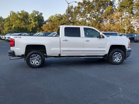 Used 2019 Chevrolet Silverado 2500 LTZ w/ Duramax Plus Package AWD/4WD image 3