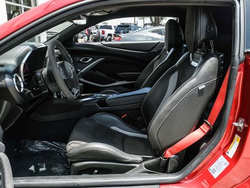 Used 2022 Chevrolet Camaro SS RWD image 4