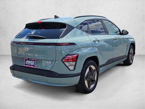 Certified 2024 Hyundai Kona SEL FWD image 5