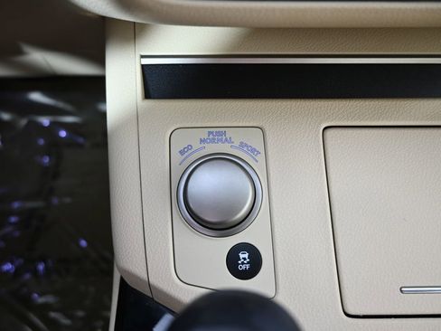 Used 2015 Lexus ES 350 FWD image 31