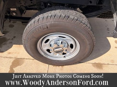 Used 2026 Ford F250 XL w/ XL Chrome Package AWD/4WD image 8