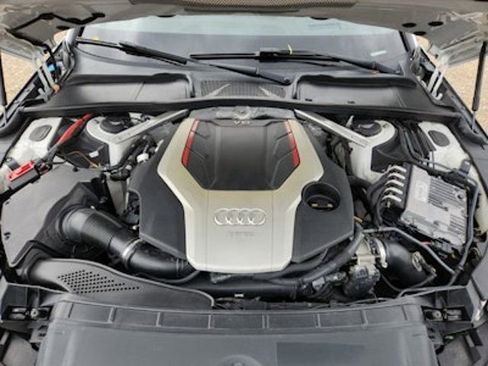 Used 2020 Audi S4 Prestige w/ Prestige Package image 28