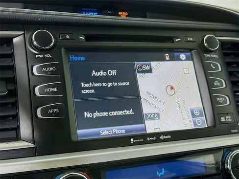 Certified 2019 Toyota Highlander XLE image 8