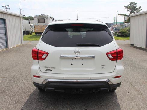 Used 2018 Nissan Pathfinder SL w/ SL Premium Package AWD/4WD image 6