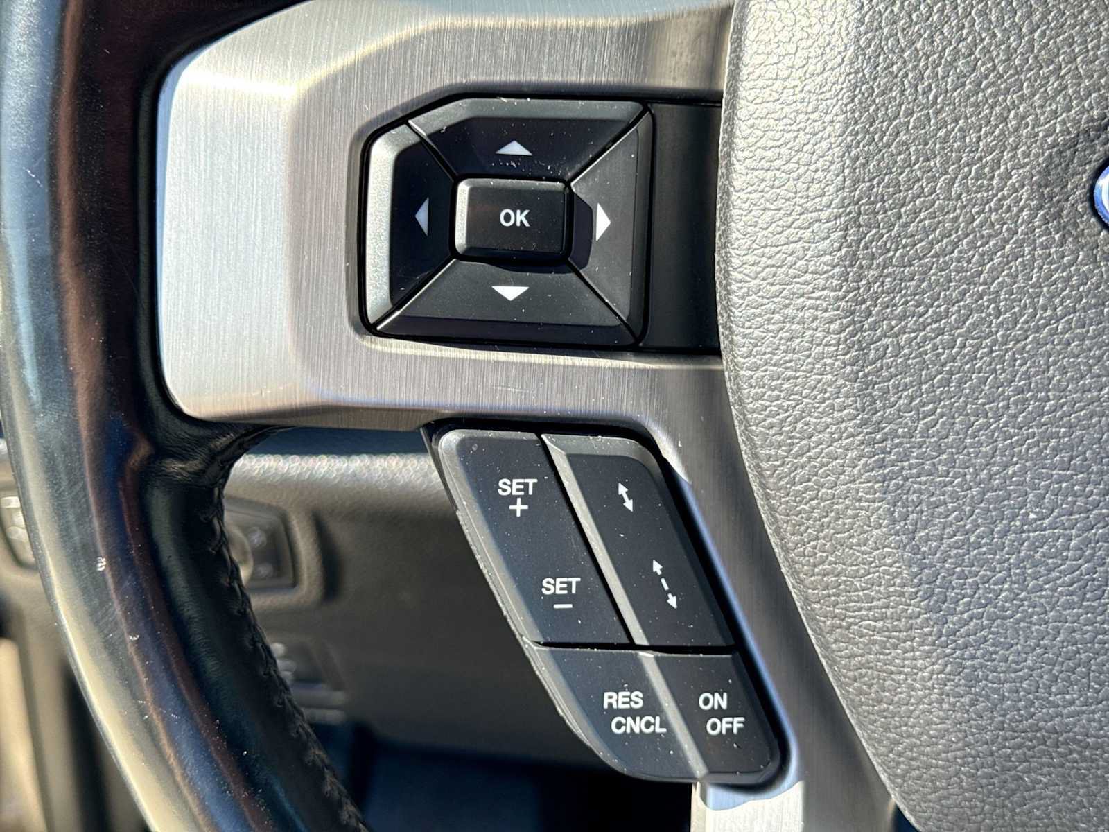 Used 2017 Ford F350 Platinum w/ Platinum Ultimate Package AWD/4WD image 23