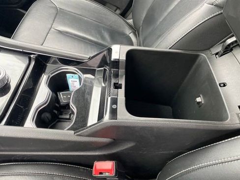 Used 2023 Jeep Grand Cherokee Limited image 14