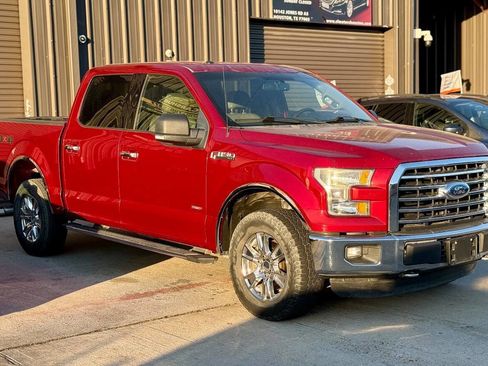 Used 2015 Ford F150 XLT w/ Equipment Group 302A Luxury image 3