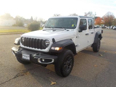 New 2026 Jeep Gladiator Sport