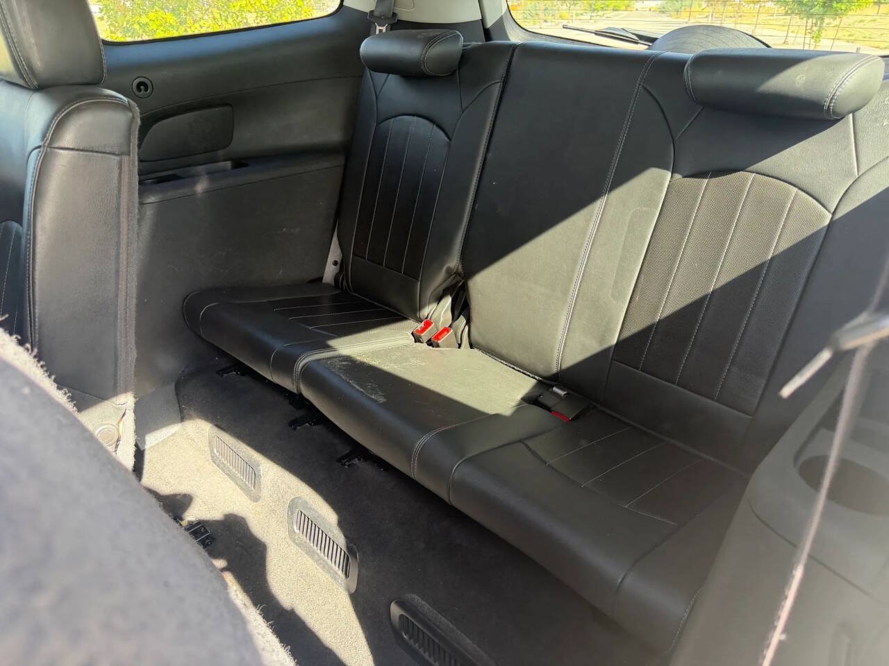 Used 2013 Buick Enclave Leather AWD/4WD image 16
