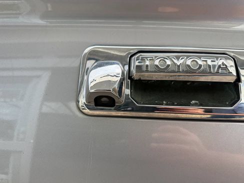 Used 2017 Toyota Tundra Limited w/ Limited Premium Package AWD/4WD image 42