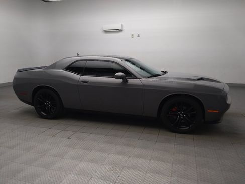 Used 2018 Dodge Challenger SXT w/ Blacktop Package RWD image 11