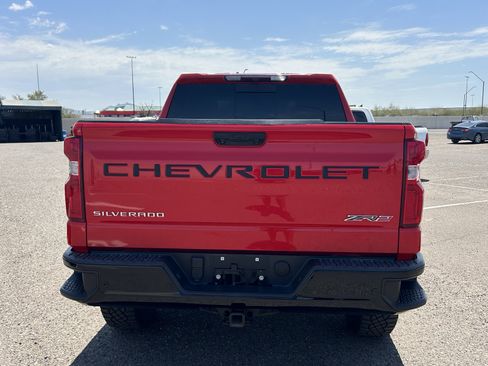 Used 2024 Chevrolet Silverado 1500 ZR2 AWD/4WD image 4