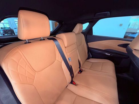 Used 2025 Lexus RX 350 FWD w/ Technology Package image 11