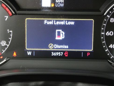 Used 2024 Cadillac XT5 Premium Luxury FWD image 36