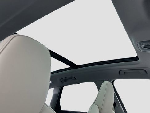 Certified 2025 Audi Q5 Premium w/ Premium Plus AWD/4WD image 18
