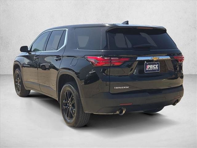 Used 2023 Chevrolet Traverse LS FWD image 8