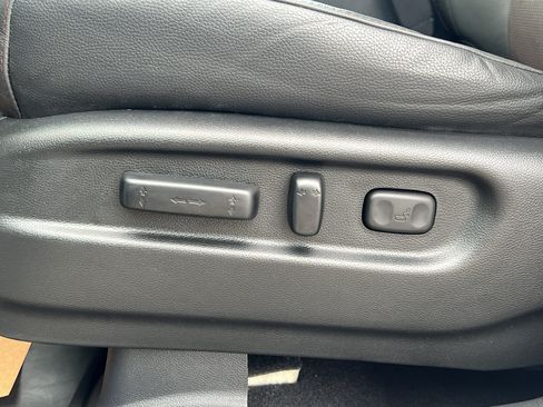 Used 2025 Honda Ridgeline Black Edition image 15