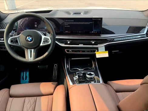 Used 2026 BMW X7 M60i AWD/4WD image 5