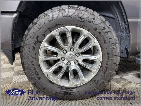 Used 2023 RAM 1500 Laramie AWD/4WD image 10