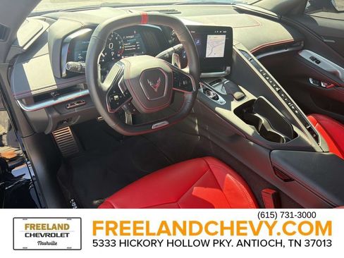 Used 2025 Chevrolet Corvette Z06 RWD image 22