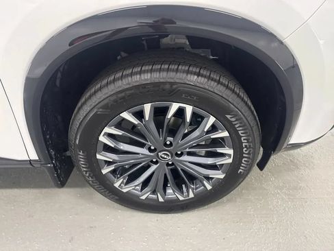 New 2026 Nissan Rogue Platinum AWD/4WD image 4