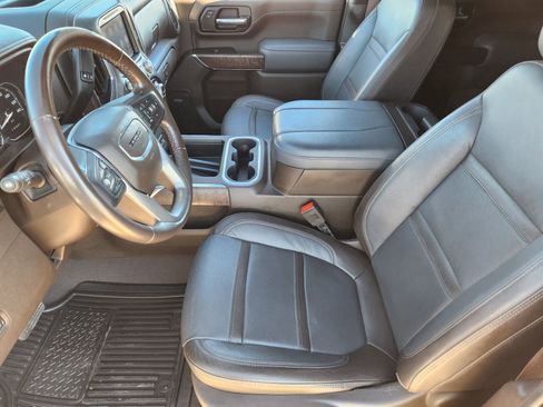 Used 2023 GMC Sierra 2500 Denali w/ Denali Ultimate Package image 17