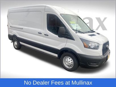 New 2026 Ford Transit 250 148 Medium Roof Extended AWD w/ Load Area Protection Package