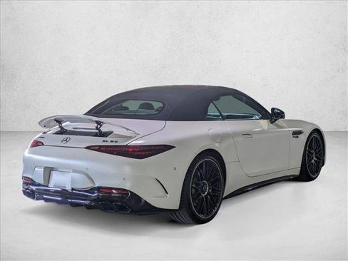 Used 2022 Mercedes-Benz SL 63 AMG 4MATIC image 8