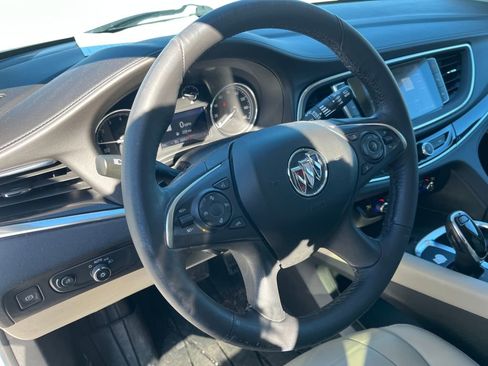 Used 2021 Buick Enclave Premium w/ Sun and Sites Package image 7