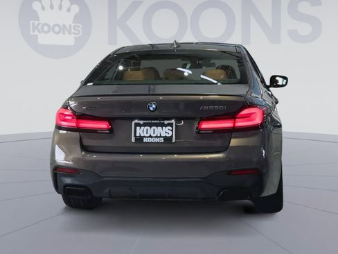 Used 2022 BMW M550i xDrive w/ Dynamic Handling Package AWD/4WD image 12