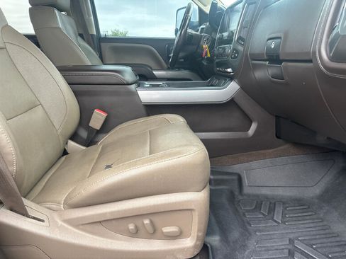 Used 2015 Chevrolet Silverado 2500 LTZ w/ Duramax Plus Package AWD/4WD image 25