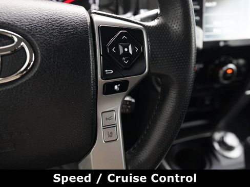 Used 2020 Toyota 4Runner SR5 image 24