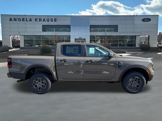 New 2026 Ford Ranger XLT w/ Equipment Group 301A High AWD/4WD image 9