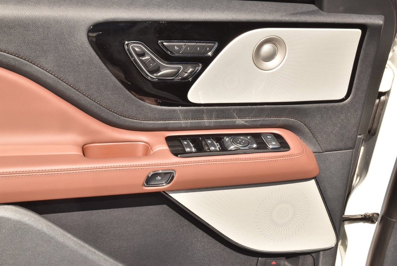 New 2027 Lincoln Aviator Reserve AWD/4WD image 36