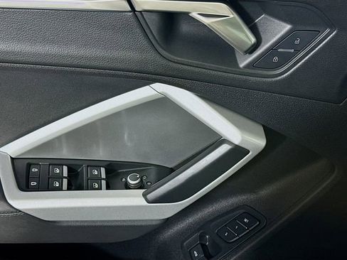 Used 2022 Audi Q3 2.0T Premium Plus w/ Premium Plus Package image 18