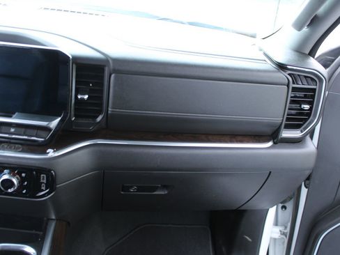 Used 2023 GMC Sierra 1500 SLT w/ SLT Premium Package image 35